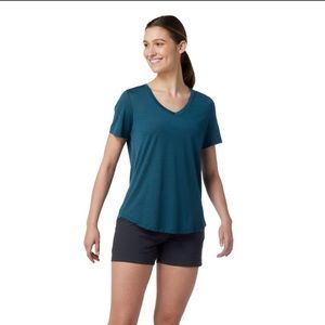 smart wool women’s marino 120 v-neck t-shirt size S